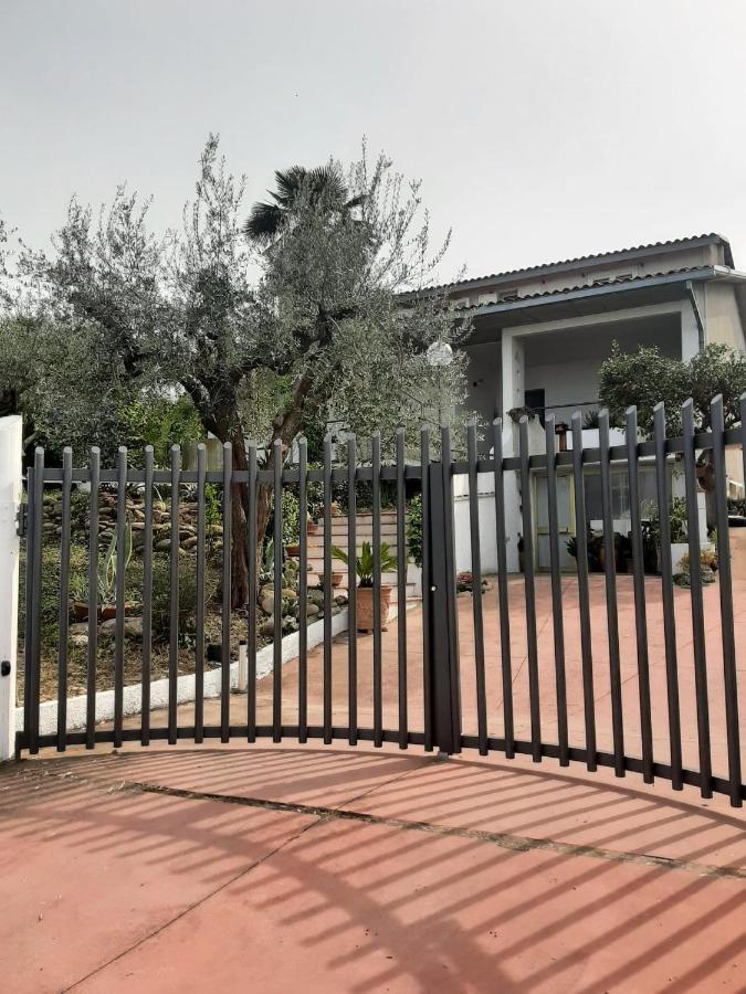 Villa In Collina Vista Mare Roseto Degli Abruzzi Exterior foto